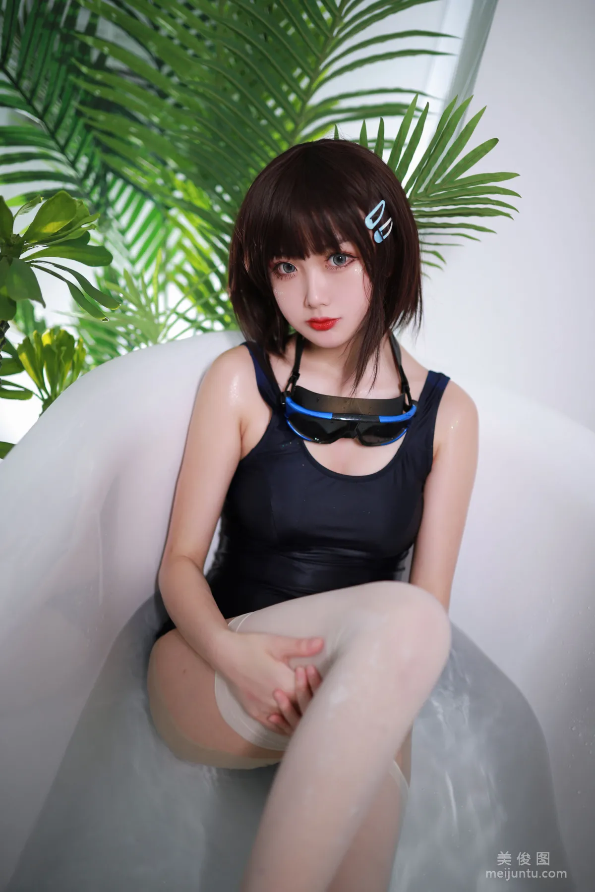 Ninde Dandan: Web Idols photo 7