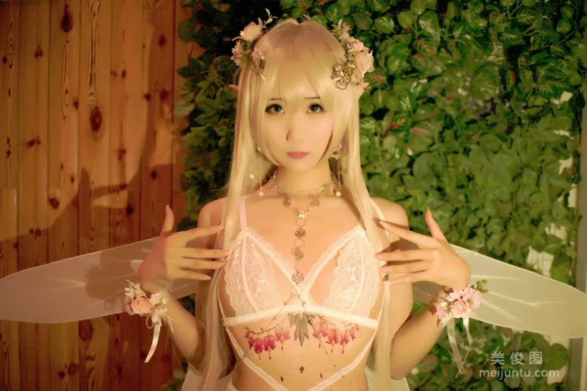 Xiao Meiyan: Web Idols photo 12