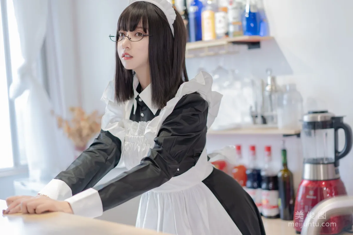 [Cosplay] Mixianxian sama - Maid Long Skirt Photo Set photo 4