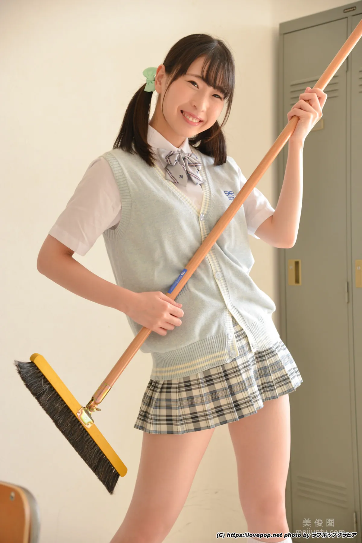 [LOVEPOP] 夏木紫帆 Shiho Natsuki Photoset 02 17