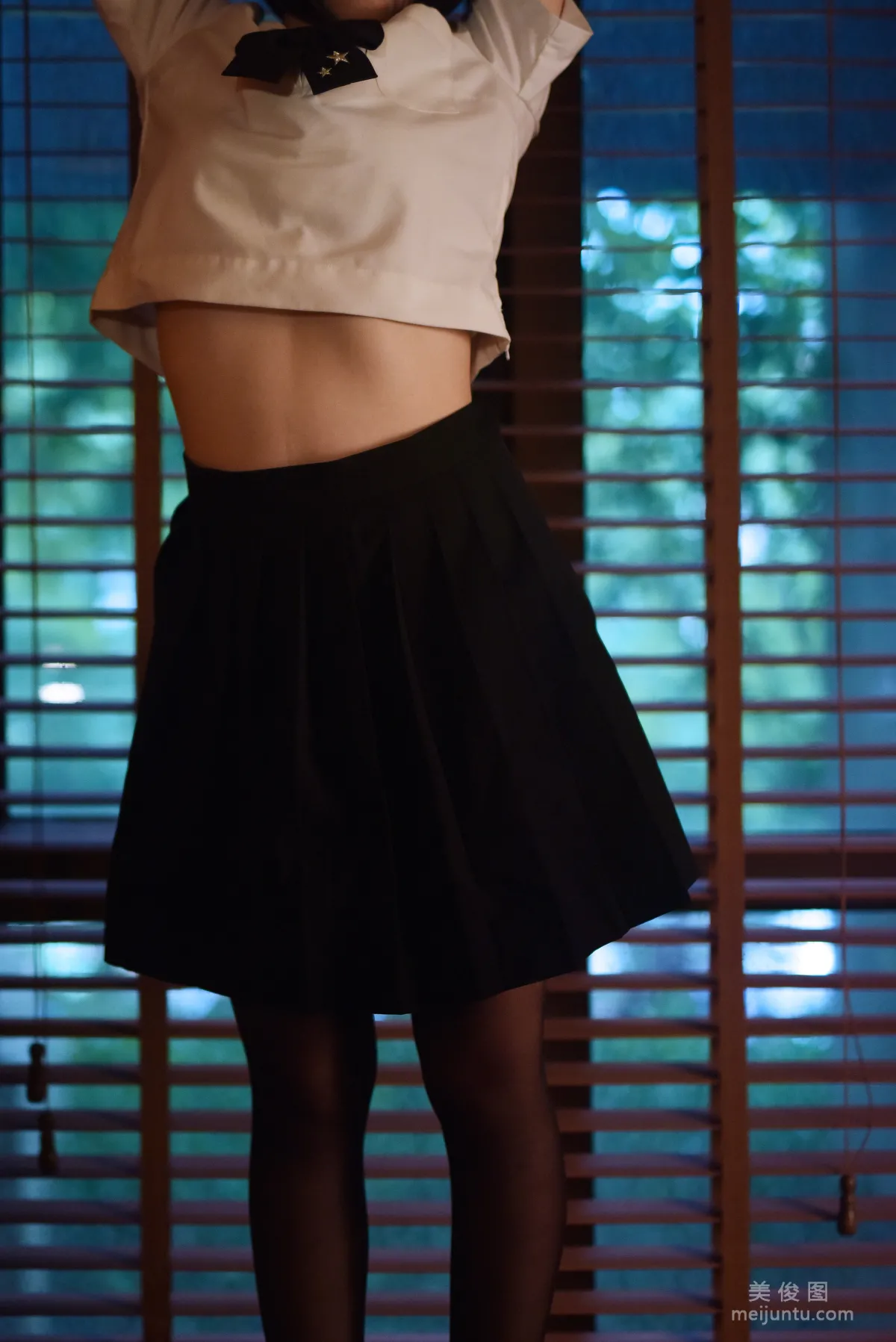 Erzuo Nisa: Web Idols photo 9