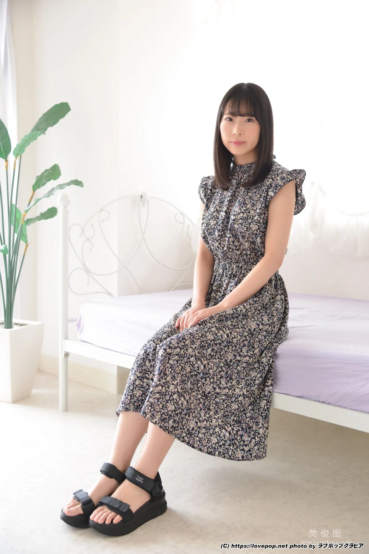 [LovePop] Shiho Natsuki Photoset 01 photo 2
