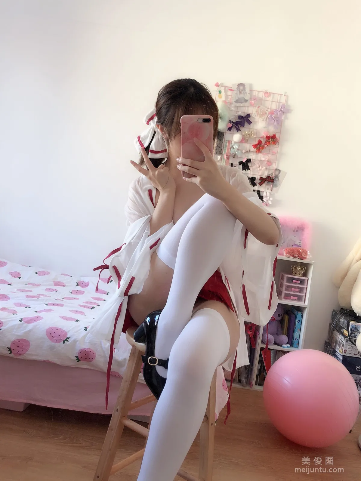 Wenmei Bujiang Daoli: Web Idols photo 4