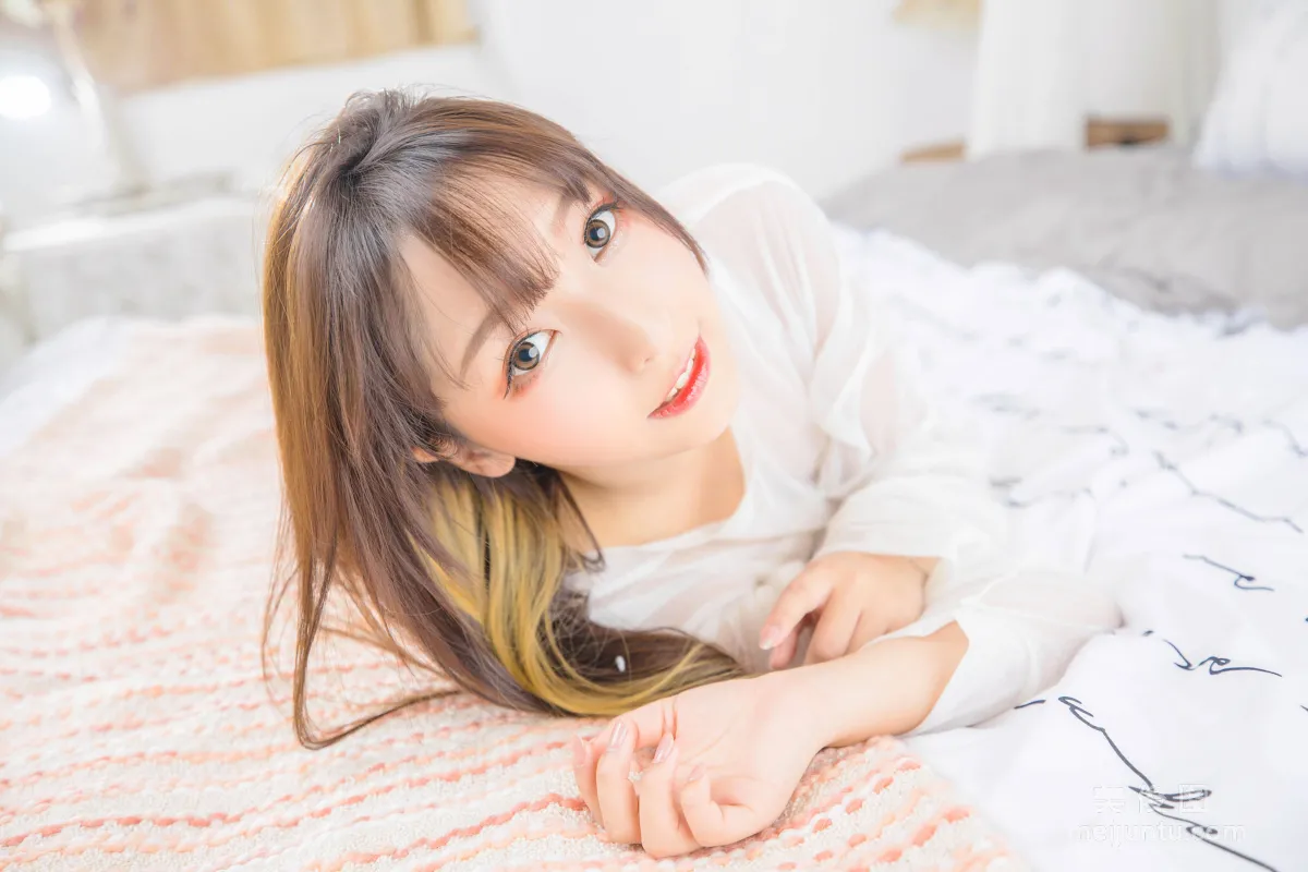 [Cosplay] Shenle Banzhen Dong "Okaeri" White Silk Cat Paws Photo Set photo 36