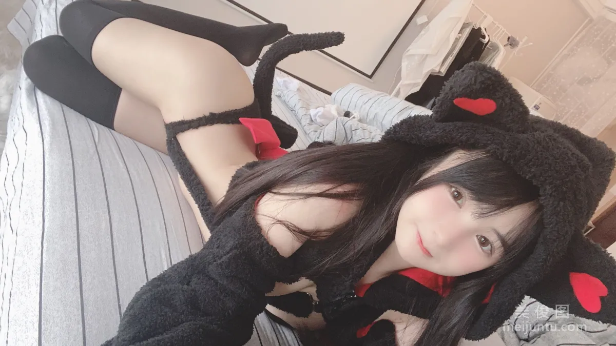 Yingjing Ningning: Web Idols photo 34