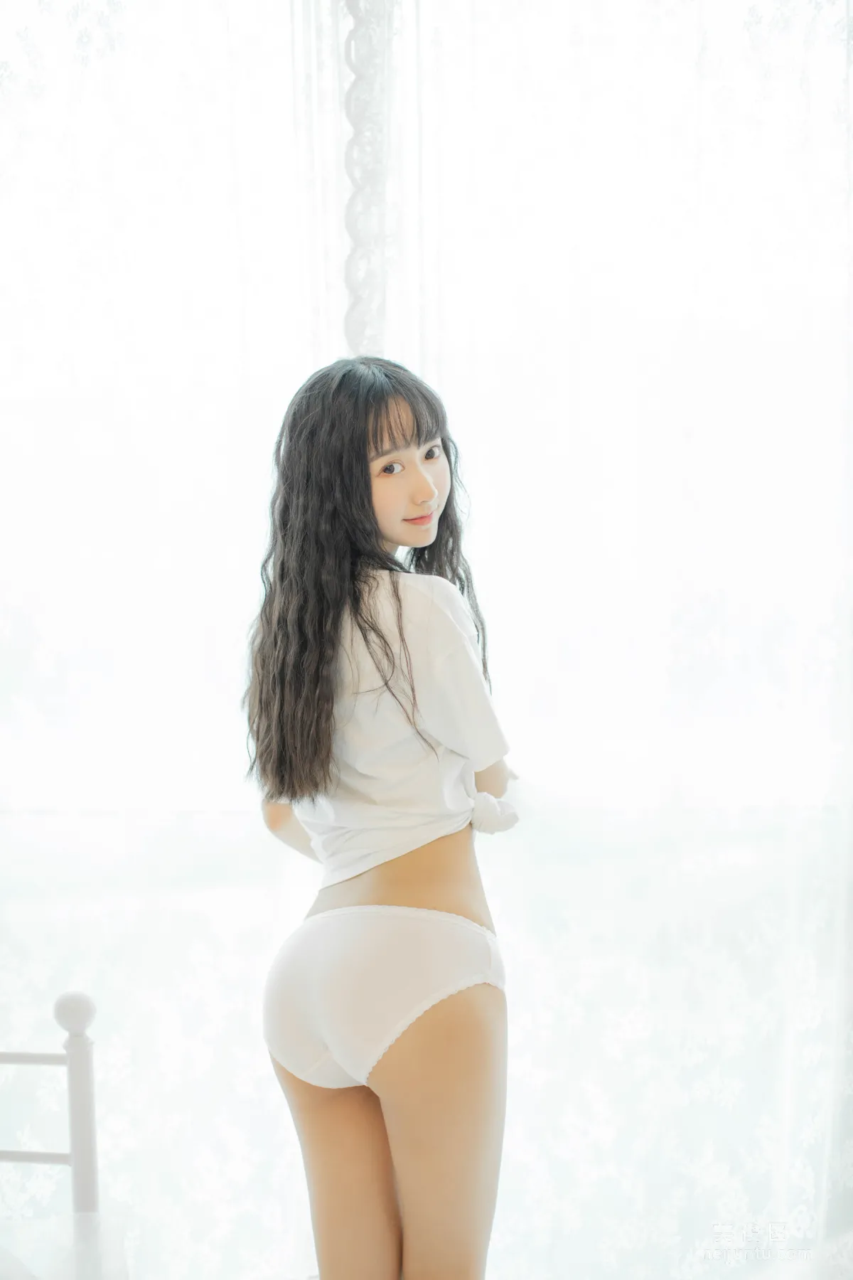 [Cosplay Photo Set] Mu Mianmian OwO - Lingerie Private Shoot photo 3