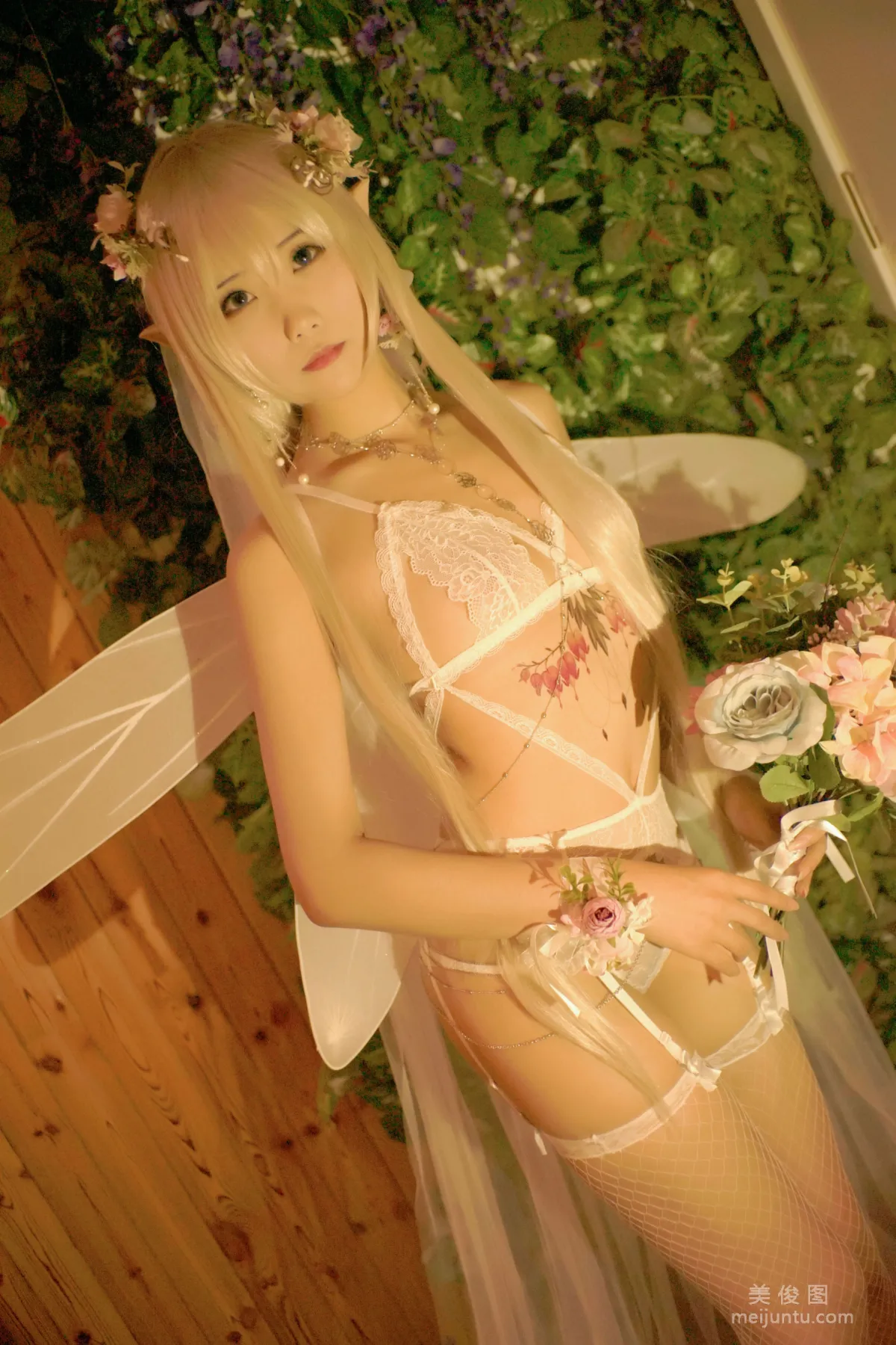 Xiao Meiyan: Web Idols photo 7
