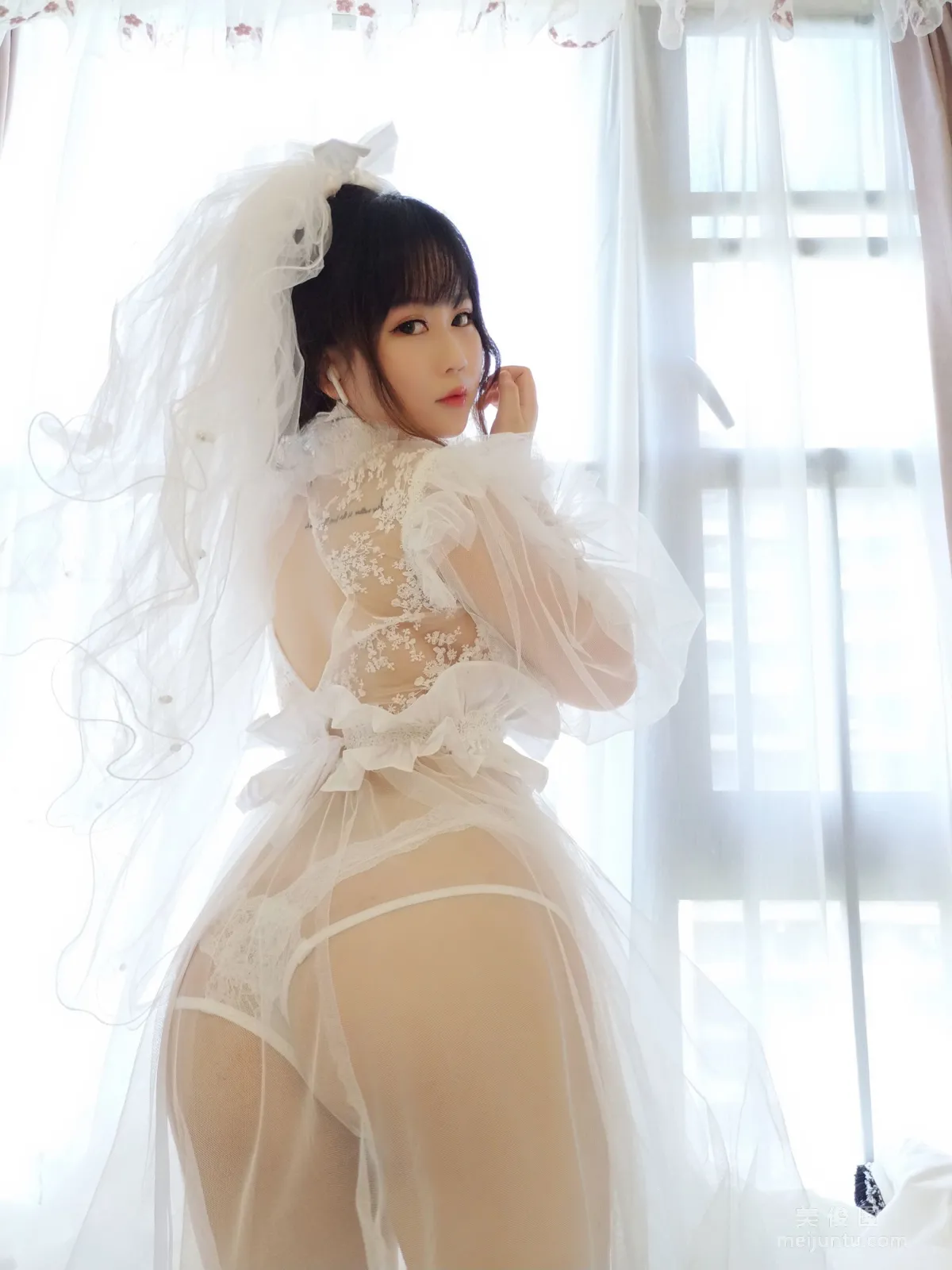 Shiyi Jiangya: Web Idols photo 25