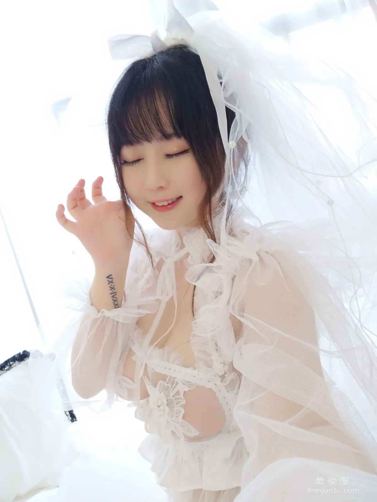 Shiyi Jiangya: Web Idols photo 10