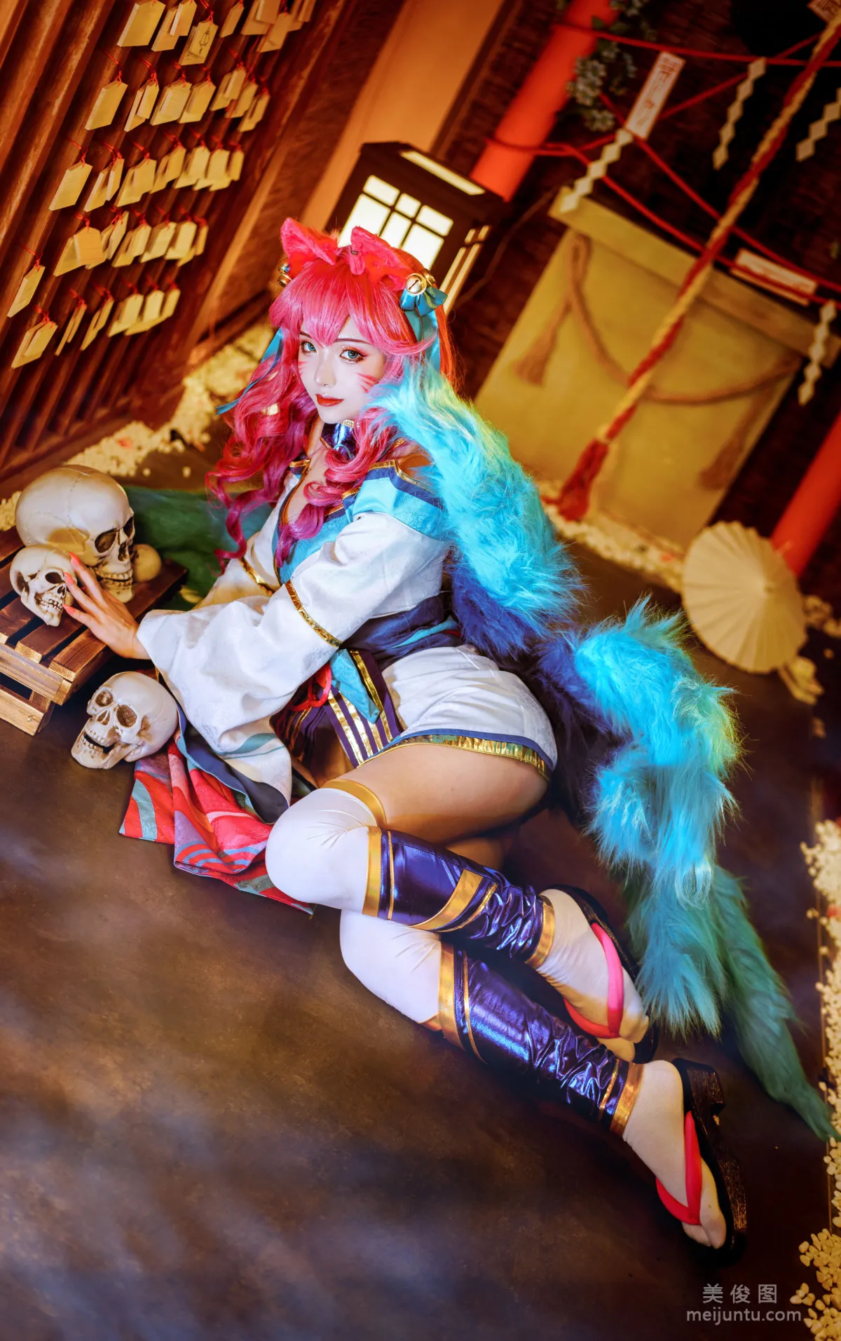 [Cosplay Photos] Anime Blogger Wenmei - Ahri photo 13