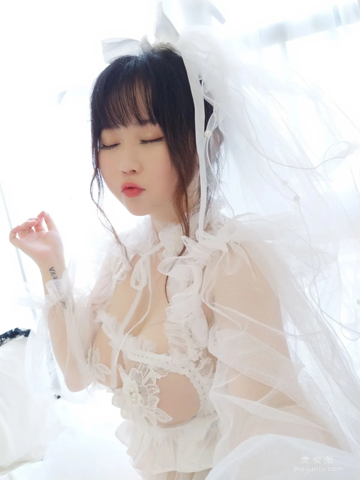Shiyi Jiangya: Web Idols photo 8