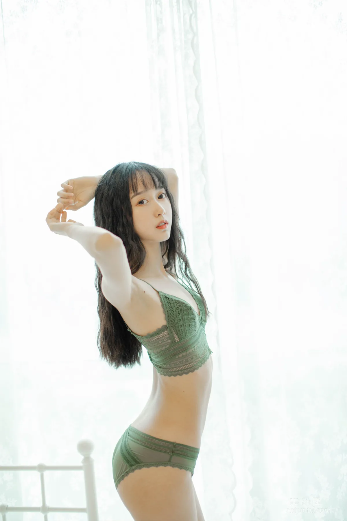 [Cosplay Photo Set] Mu Mianmian OwO - Lingerie Private Shoot photo 10