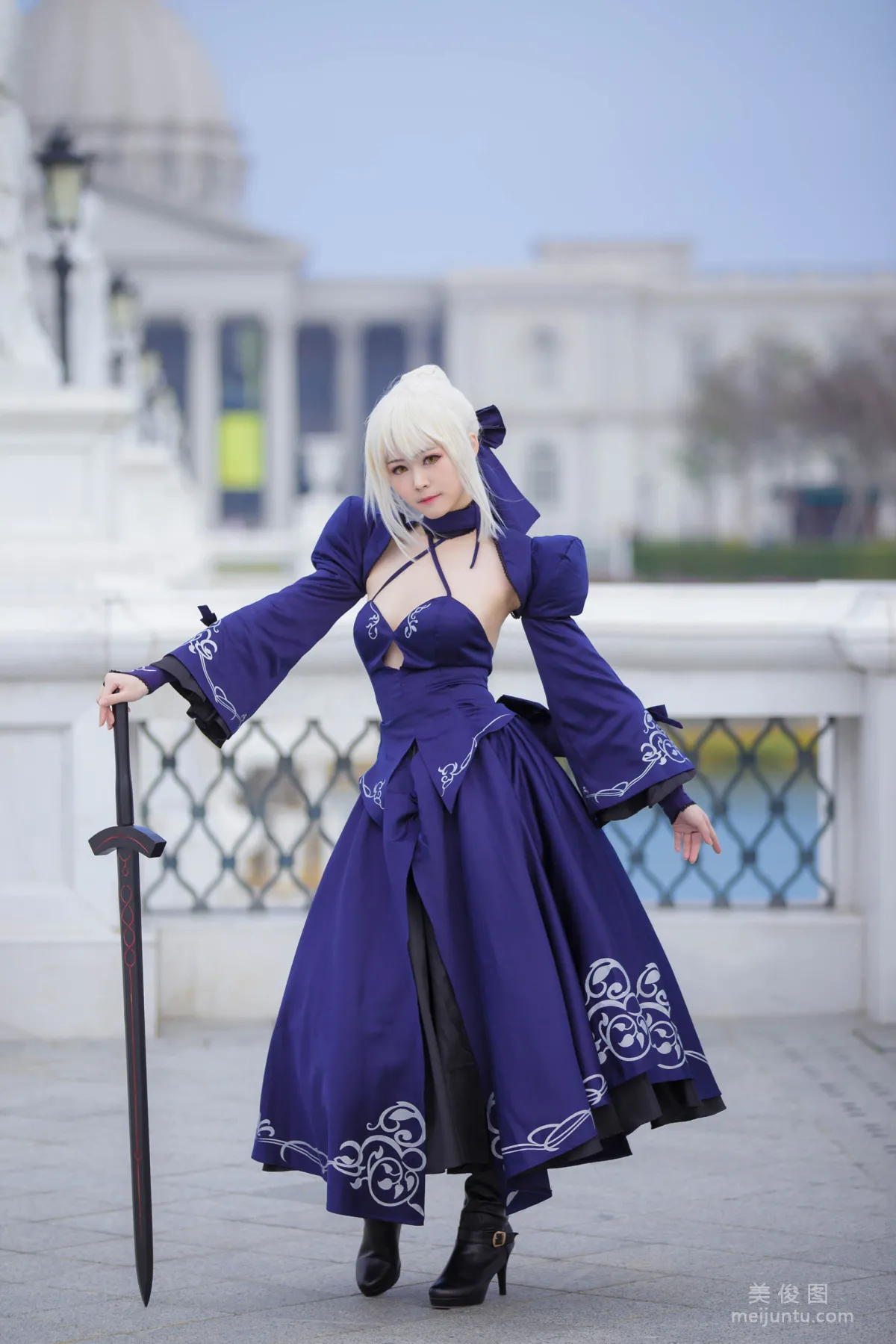 [Cosplay Photos] Coser Xuan-KaYa, Black Jeanne Black Ahoge photo 3