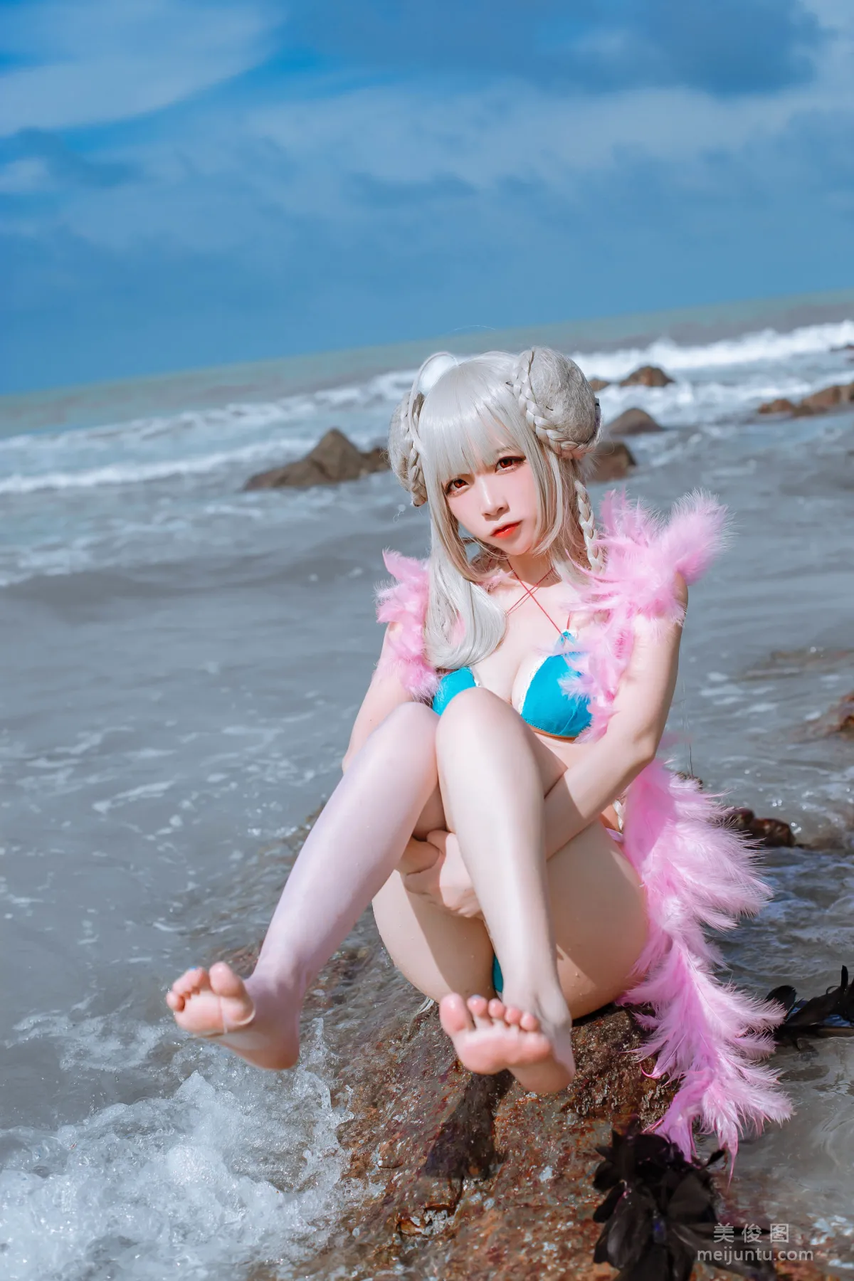 Erzuo Nisa: Web Idols photo 17
