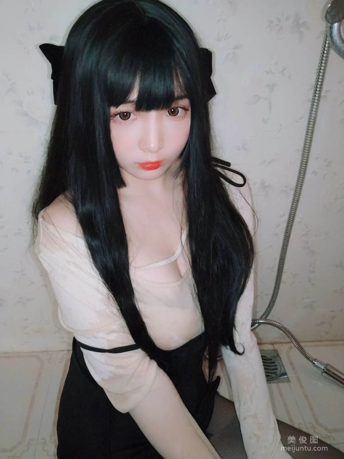 [Cosplay] 2D Beauty Guchuan kagura - Bathroom Wet Body Black Stockings photo 8