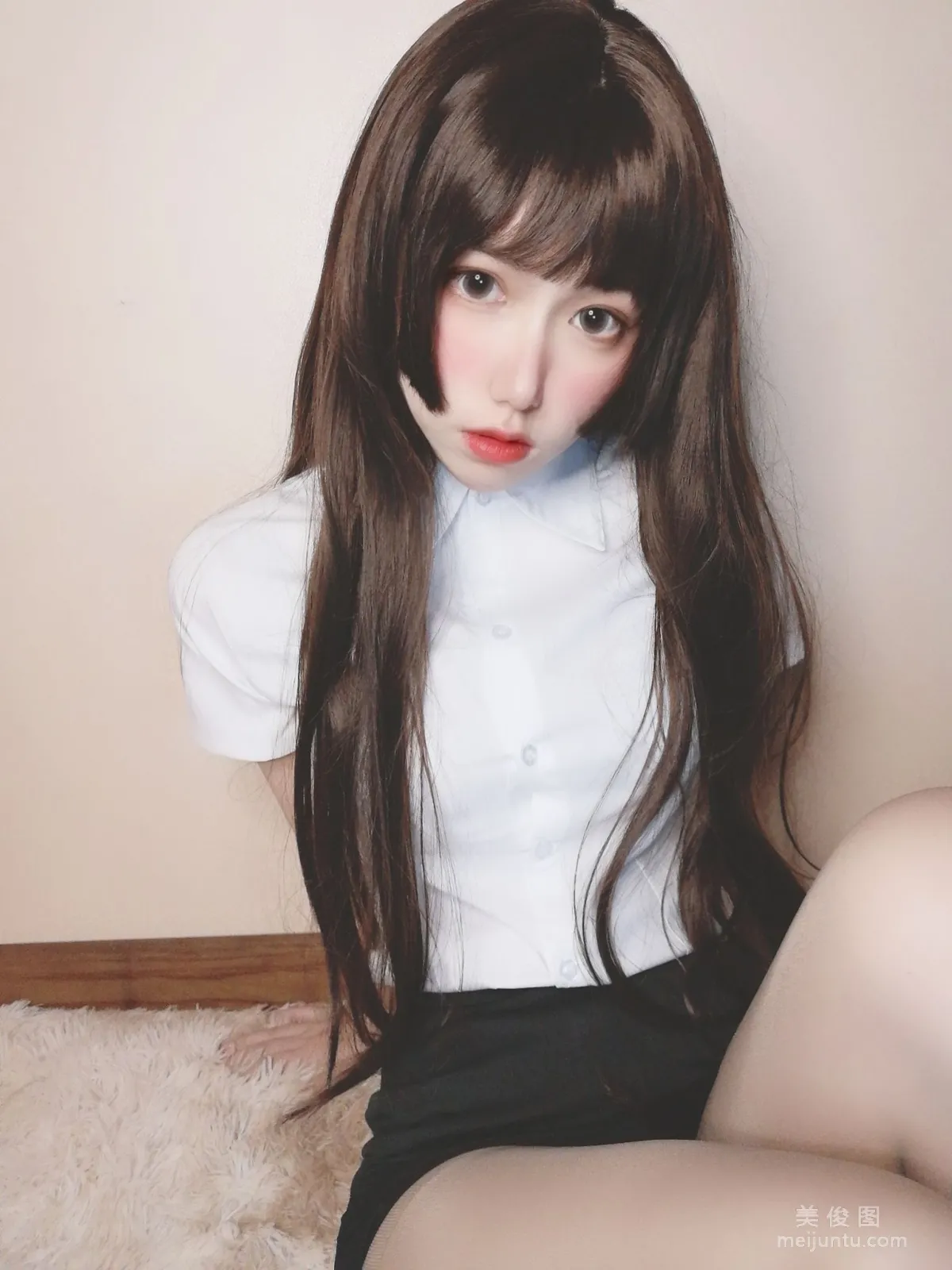 [Cosplay] Yuyuan Youzi SJ, Drunk Little Secretary Photo Set photo 5