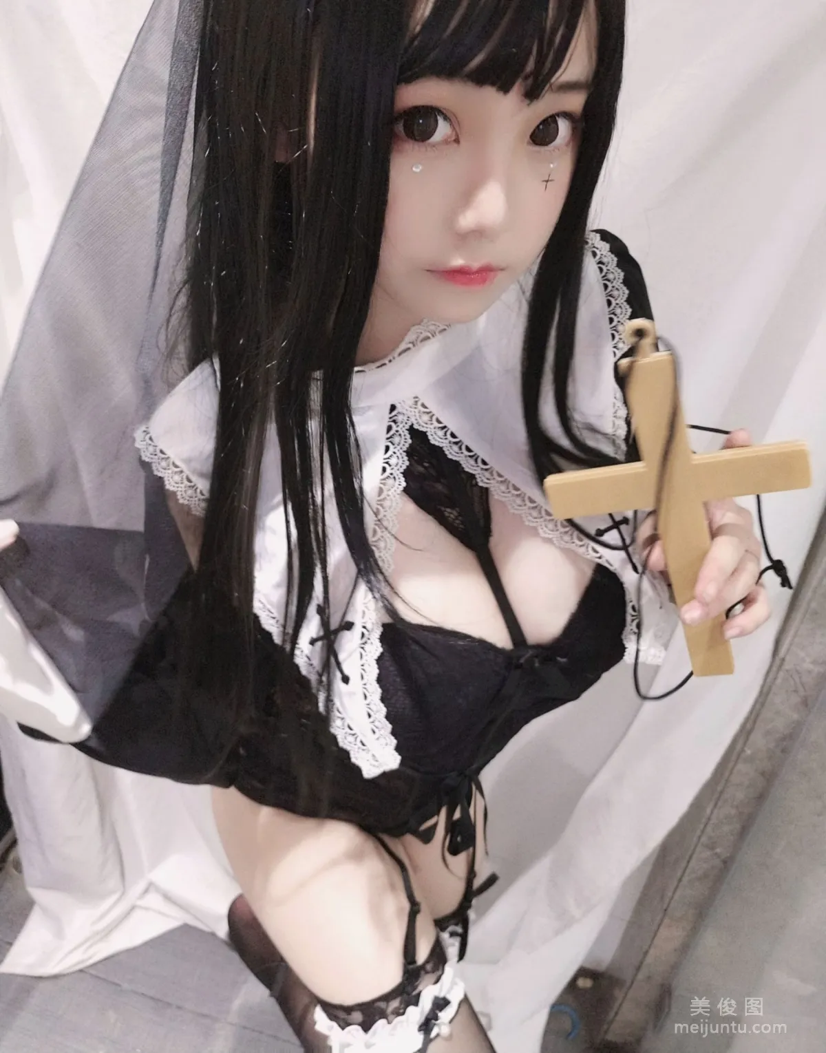 [Cosplay] Cute Girl Mizhi Maoqiu - Nun Photo Set photo 9