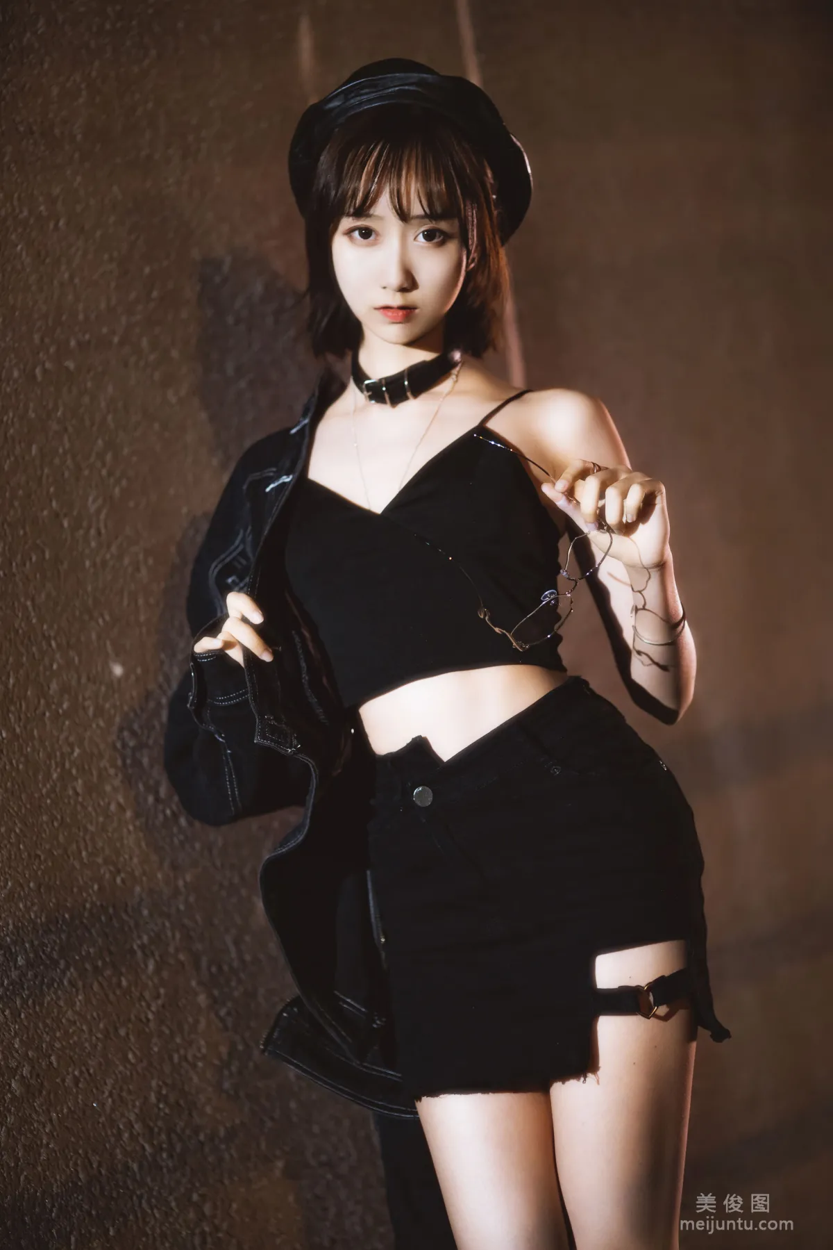 [Cosplay] Mu Mianmian OwO - Outdoor Short Skirt Photo Set photo 13
