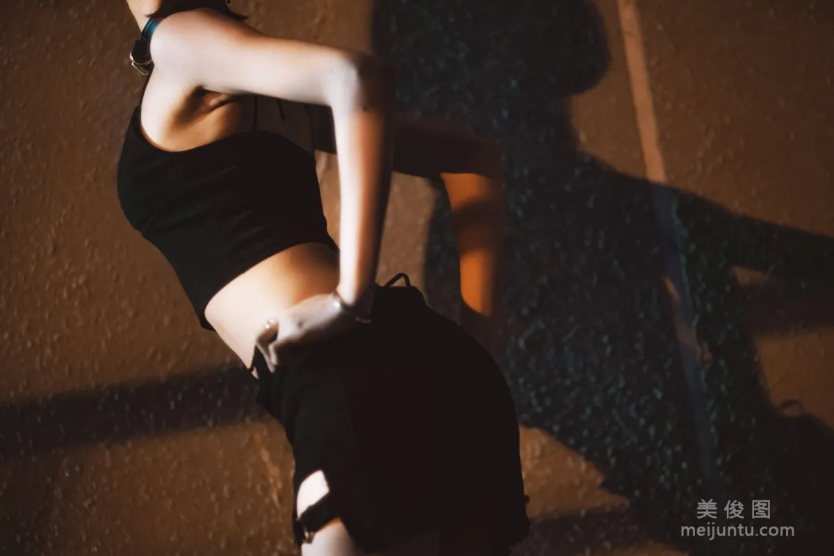 [Cosplay] Mu Mianmian OwO - Outdoor Short Skirt Photo Set photo 38