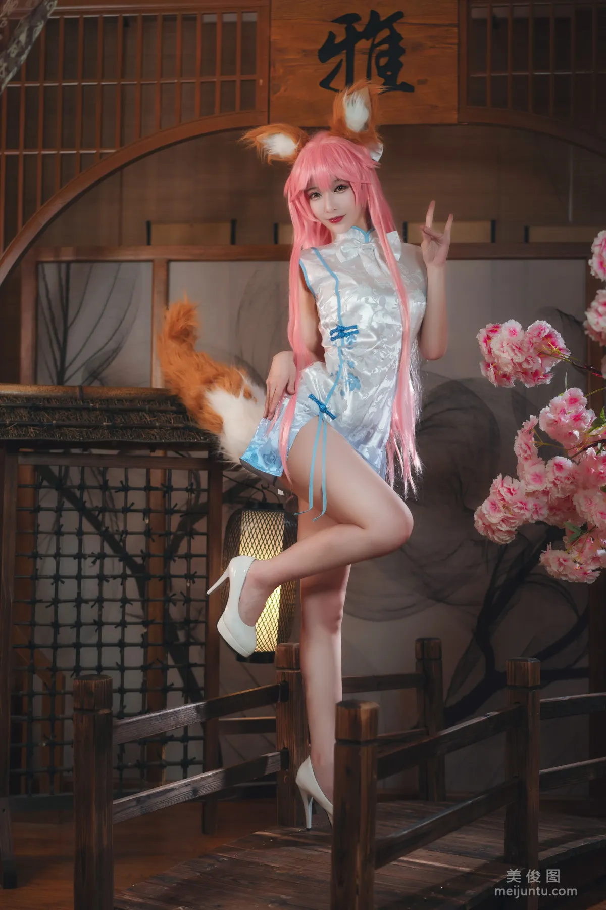 [Cosplay] Anime Blogger w Baihe Ouhuang Zi w - Xiaoyu Qipao Photo Set photo 19