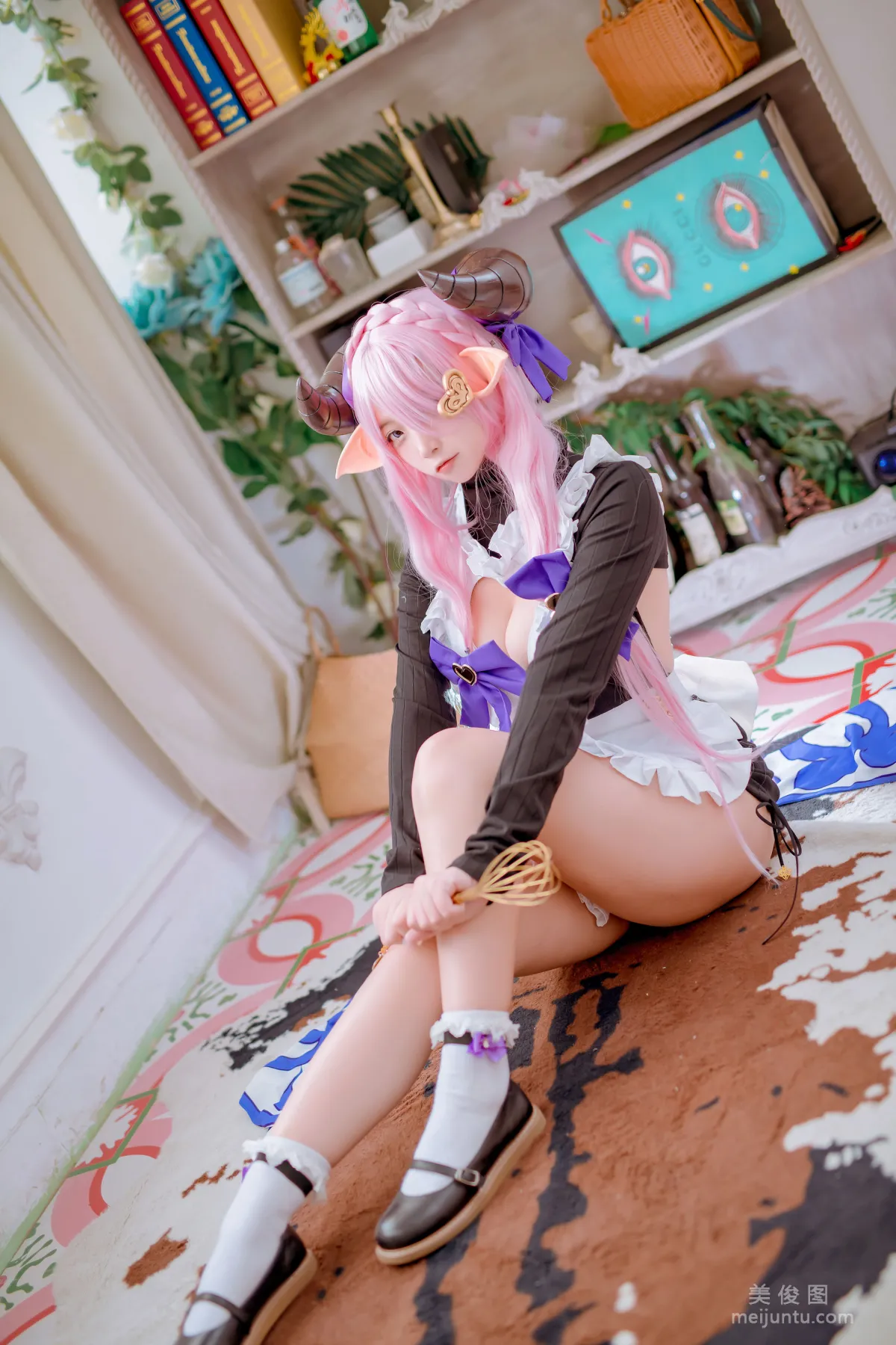 Erzuo Nisa: Web Idols photo 7