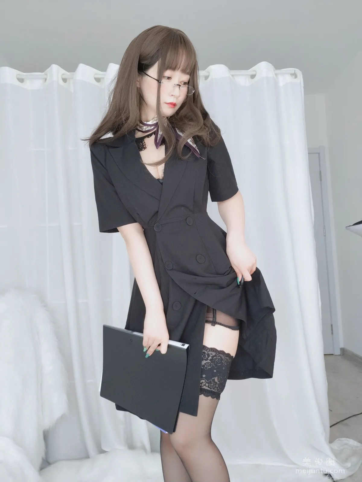 Baiyin 81: Web Idols photo 7