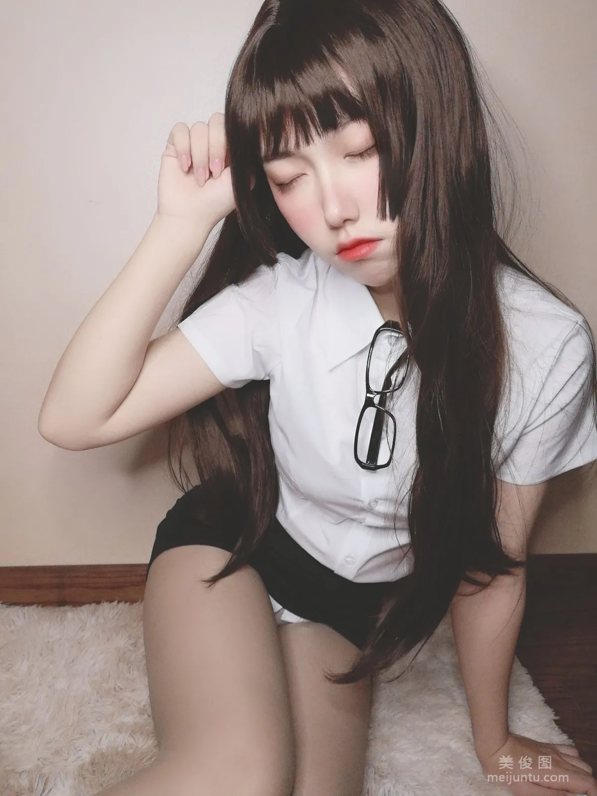 [Cosplay] Yuyuan Youzi SJ, Drunk Little Secretary Photo Set photo 32