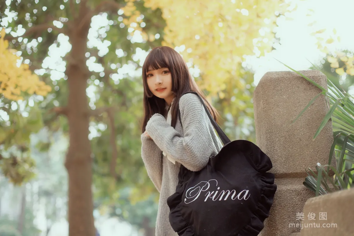 [Cosplay Photo] Guchuan kagura - Under the Ginkgo Tree photo 19