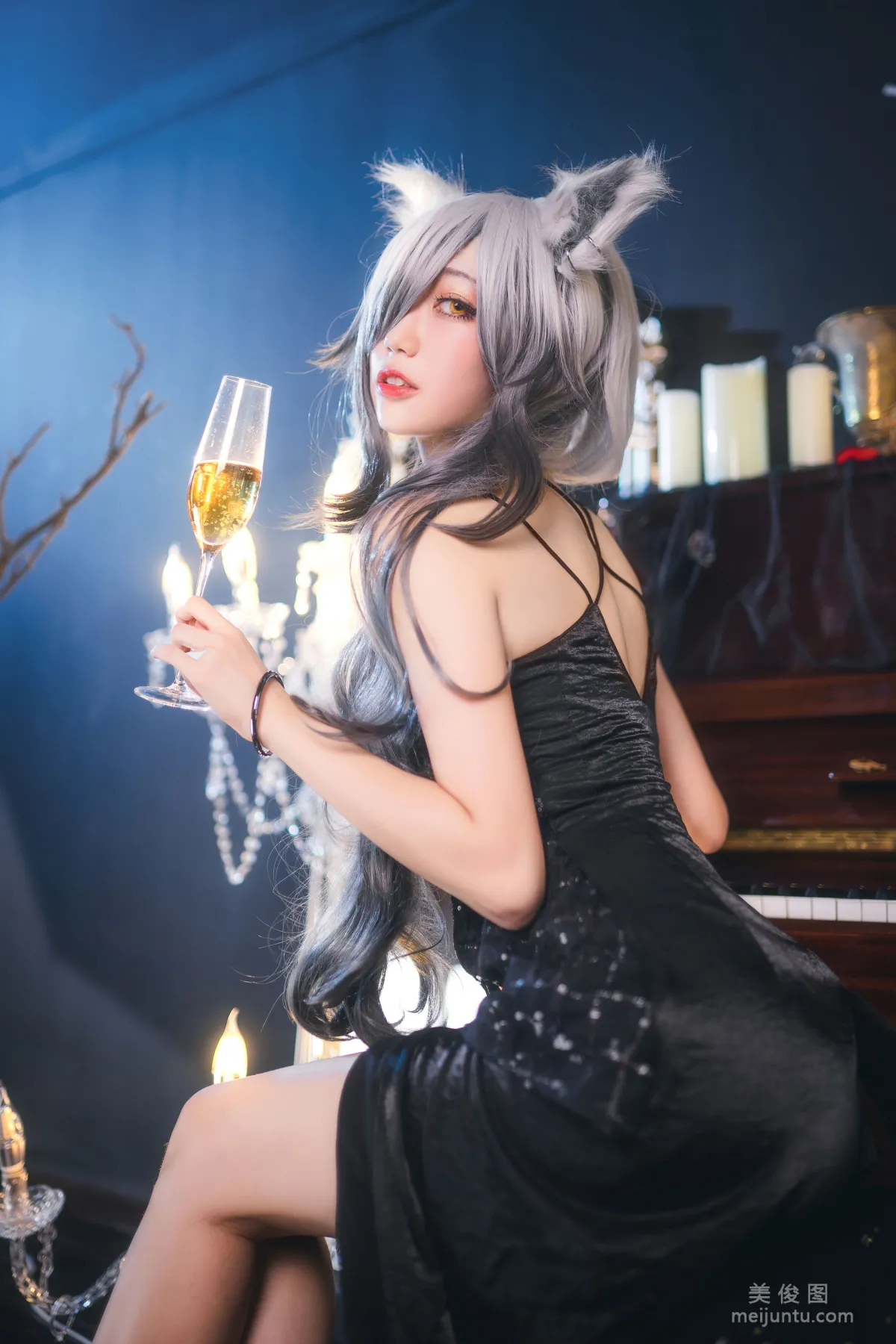 [Cosplay Photos] Zhouji Shike Aitu Tu - Dress photo 4