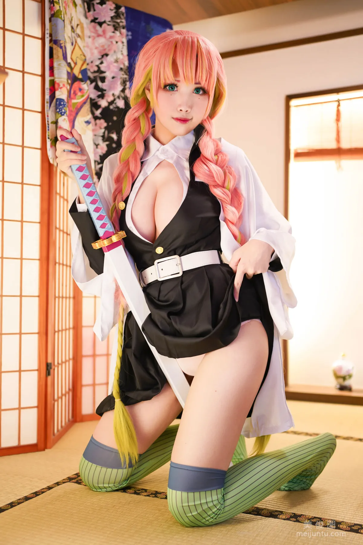 [Cosplay] Xuan KaYa - Demon Slayer Kanroji Photo Set photo 15