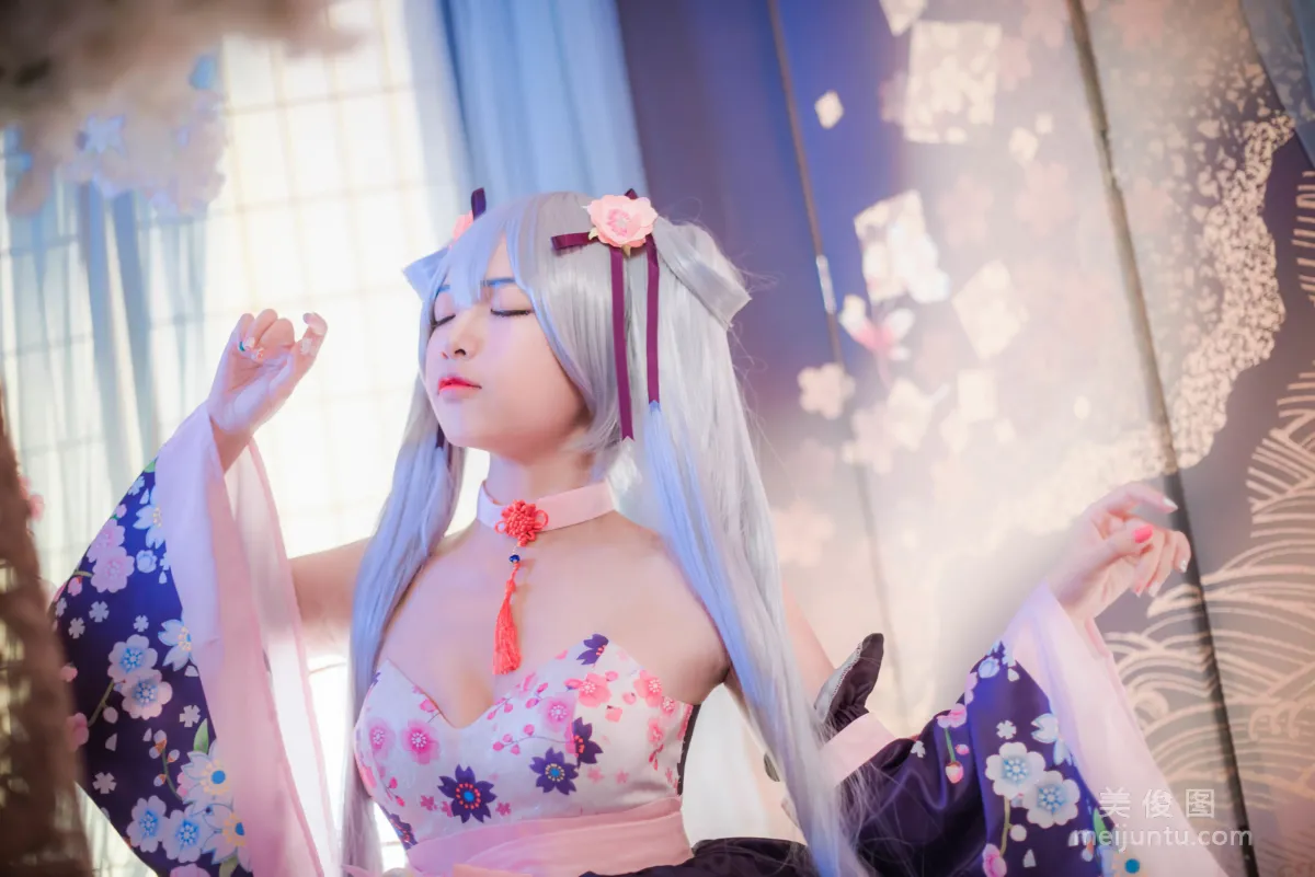 [Cosplay Photo Set] Erzuo Nisa - Twin Tails photo 3