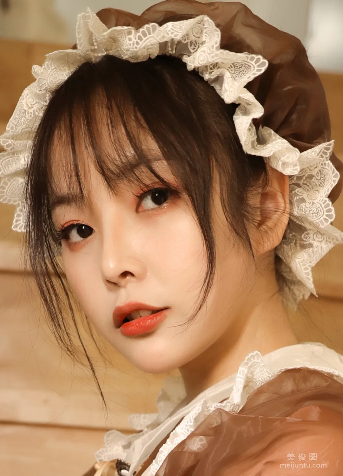 [Cosplay] 苏嫣嫣阿姨 - 可爱女仆装1