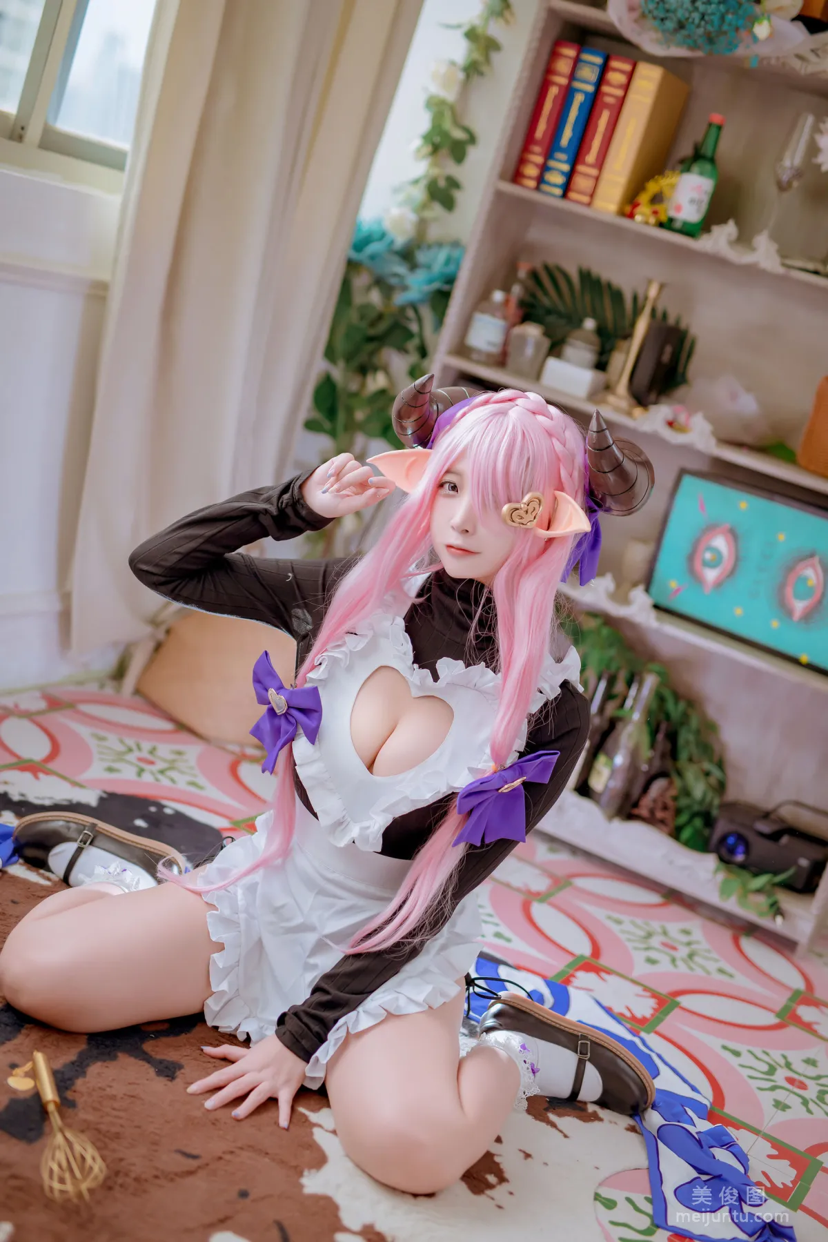 Erzuo Nisa: Web Idols photo 3
