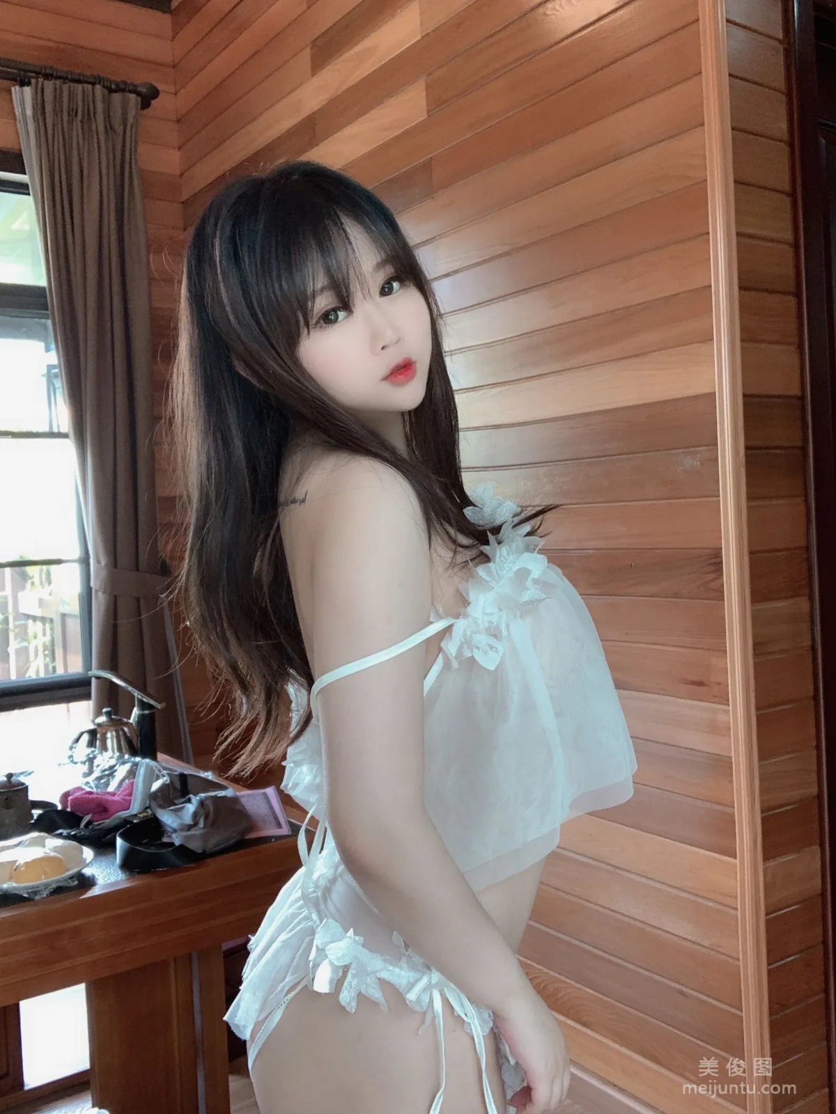 Shiyi Jiangya: Web Idols photo 31