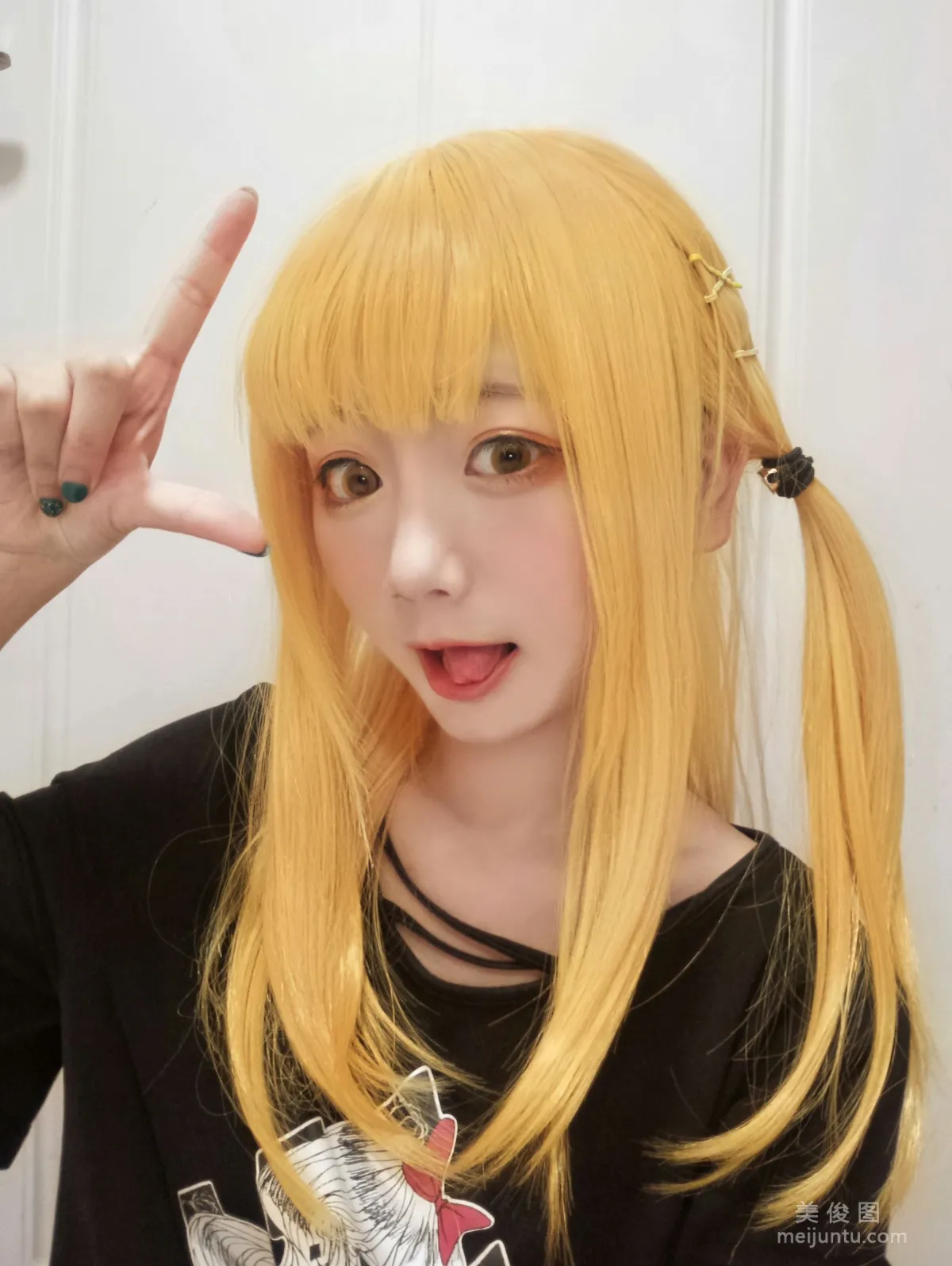 [Cosplay] Anime Blogger Xianyin sic, Blonde Girl photo 1