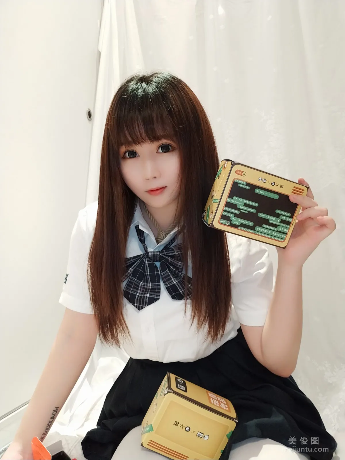 Shiyi Jiangya: Web Idols photo 19