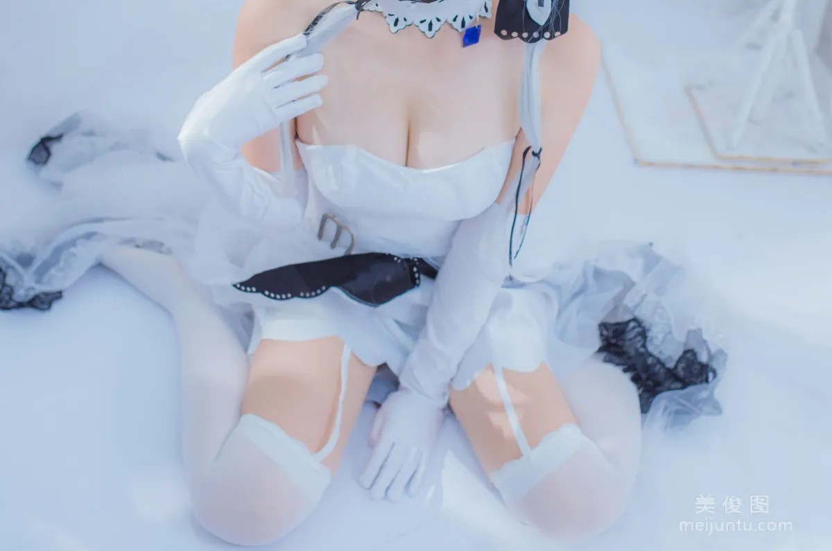 Erzuo Nisa: Web Idols photo 30
