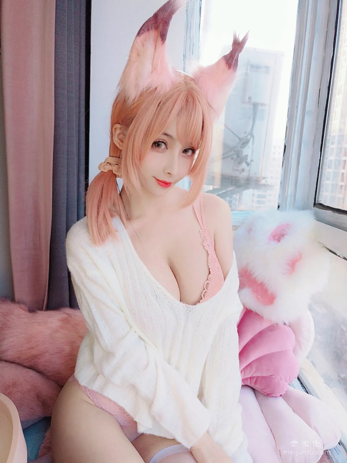 [Cosplay] COS Fan Service rioko Liang Liangzi - Housewife Fox at Home Photo Set photo 8