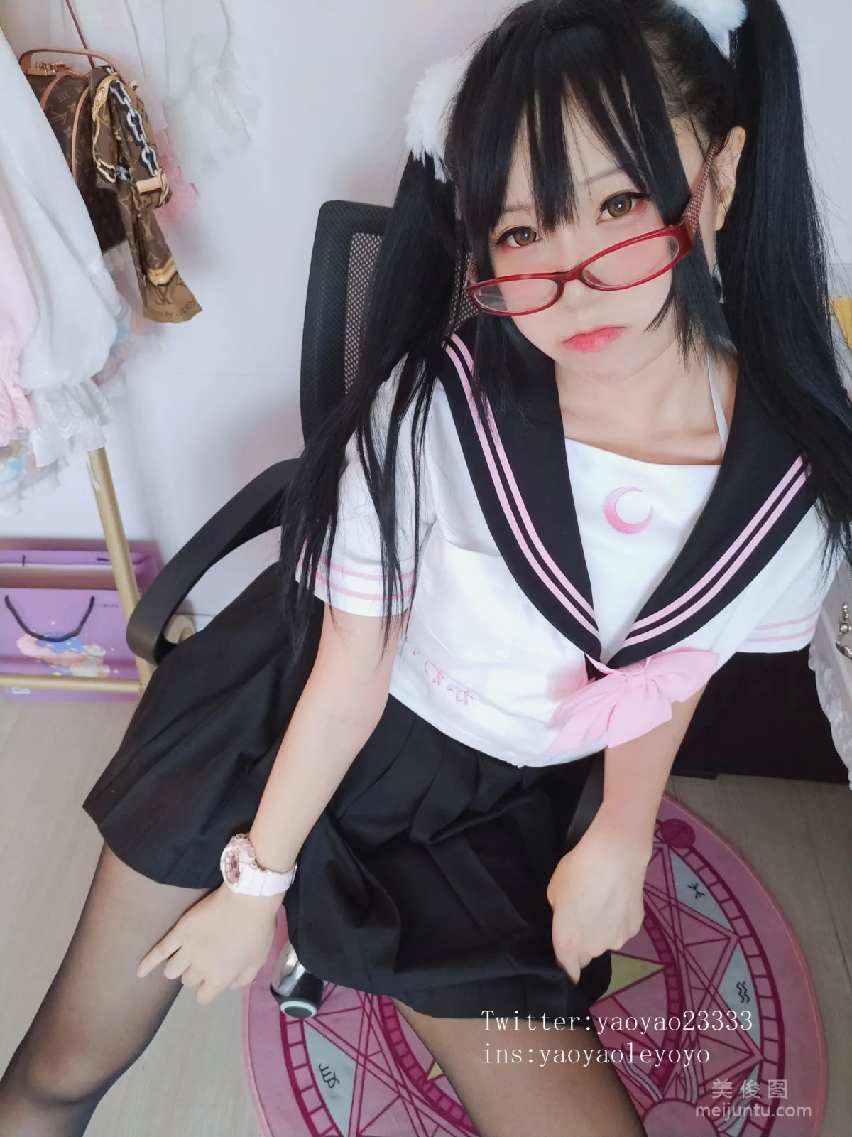 Yao Yaole: Web Idols photo 12