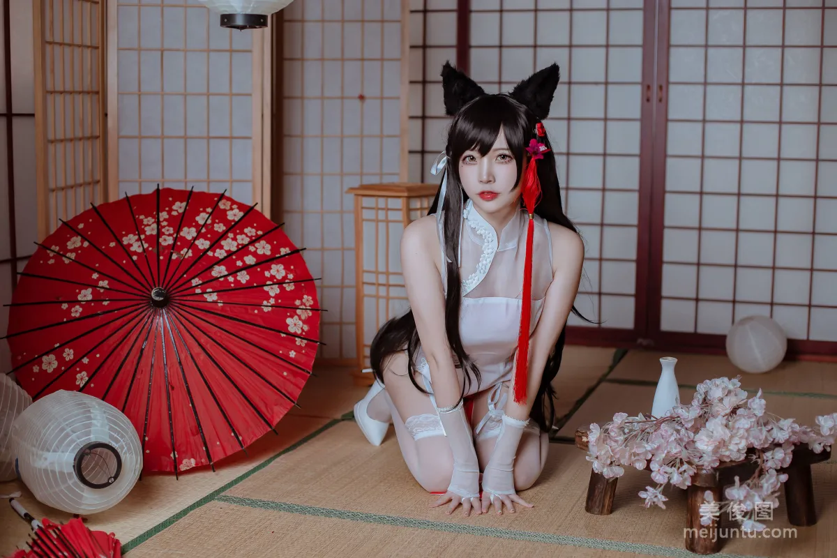 Erzuo Nisa: Web Idols photo 4