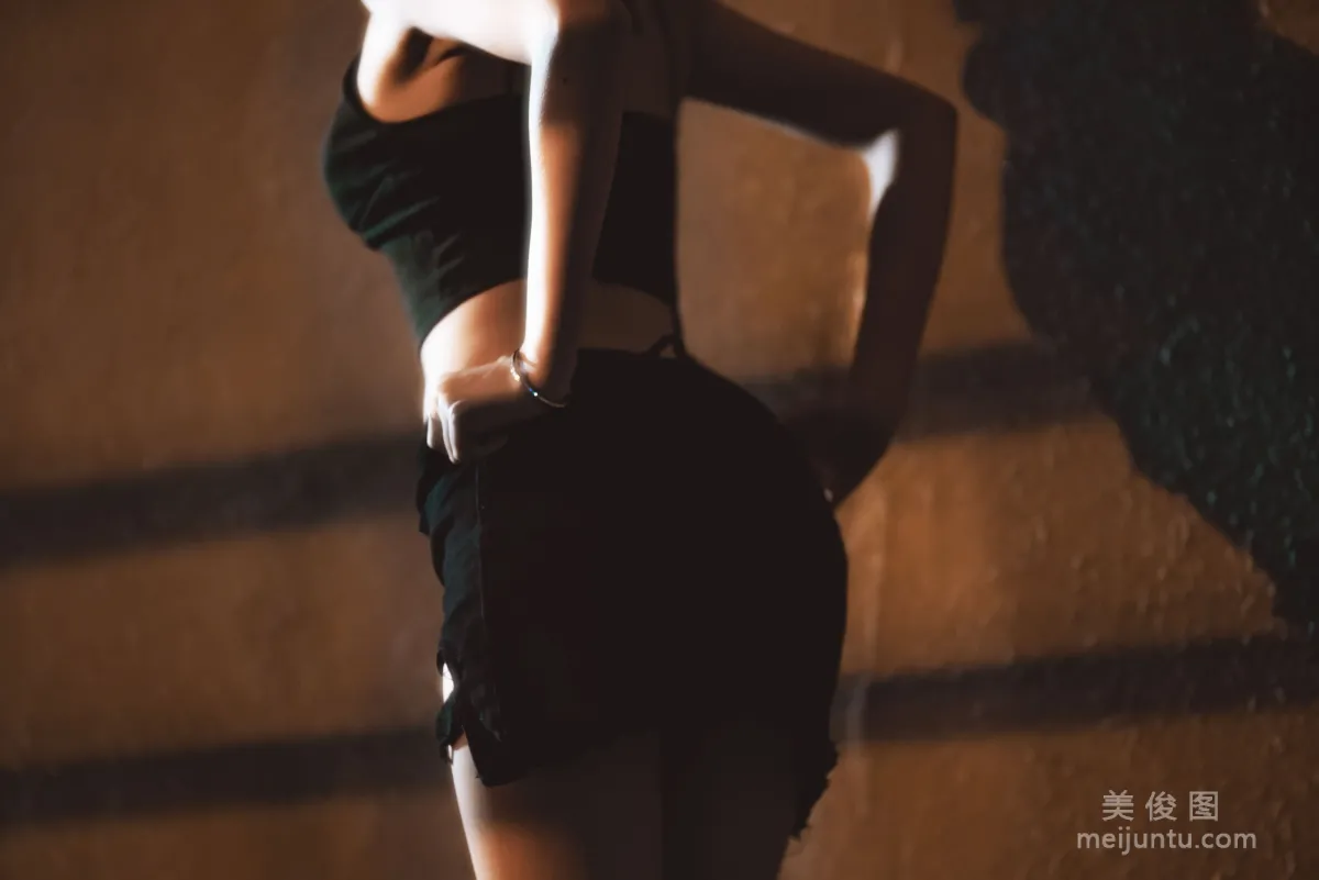 [Cosplay] Mu Mianmian OwO - Outdoor Short Skirt Photo Set photo 37