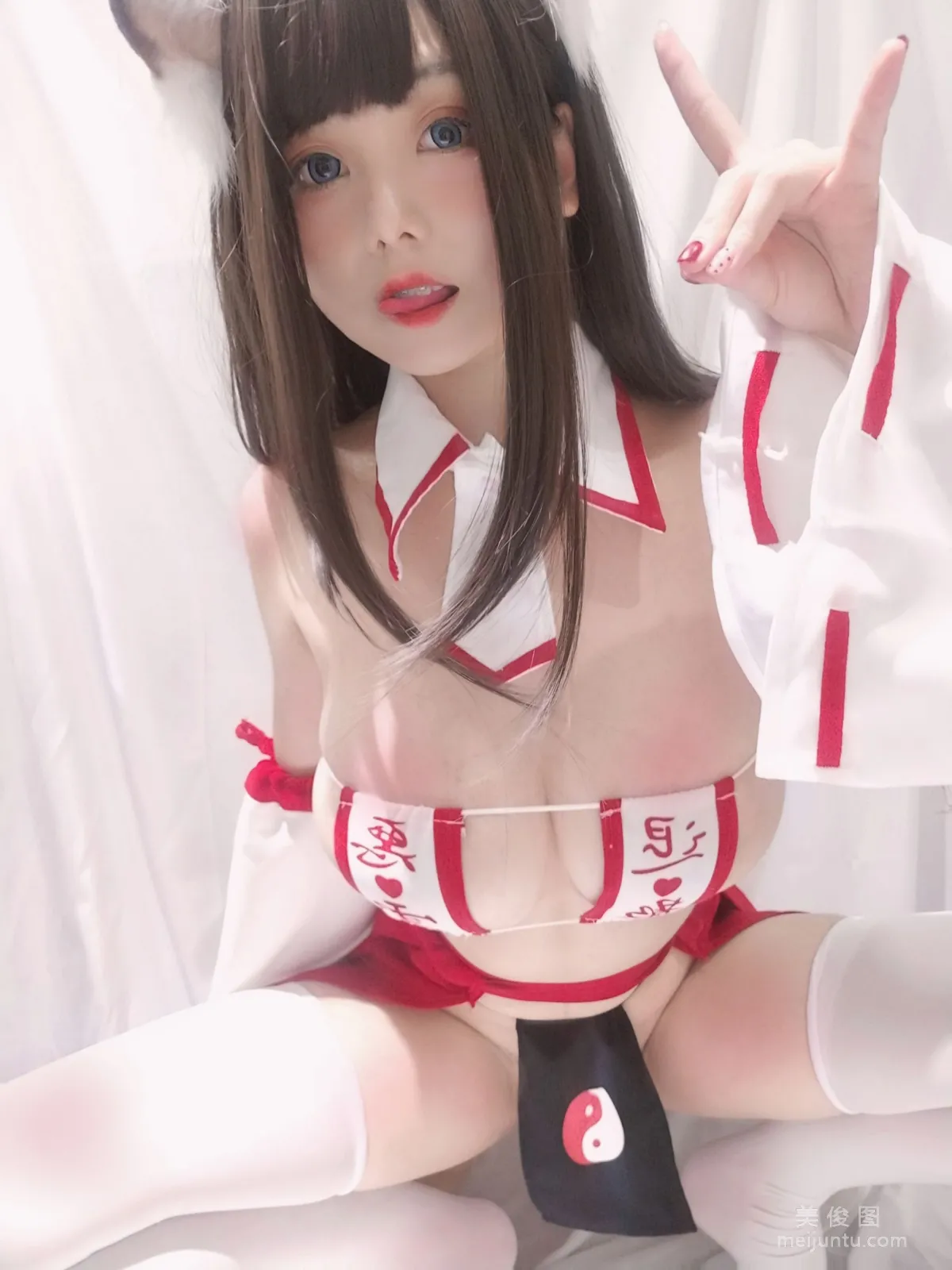 [Cosplay] Mizhi Maoqiu - Shrine Maiden Little Fox Photo Set photo 14