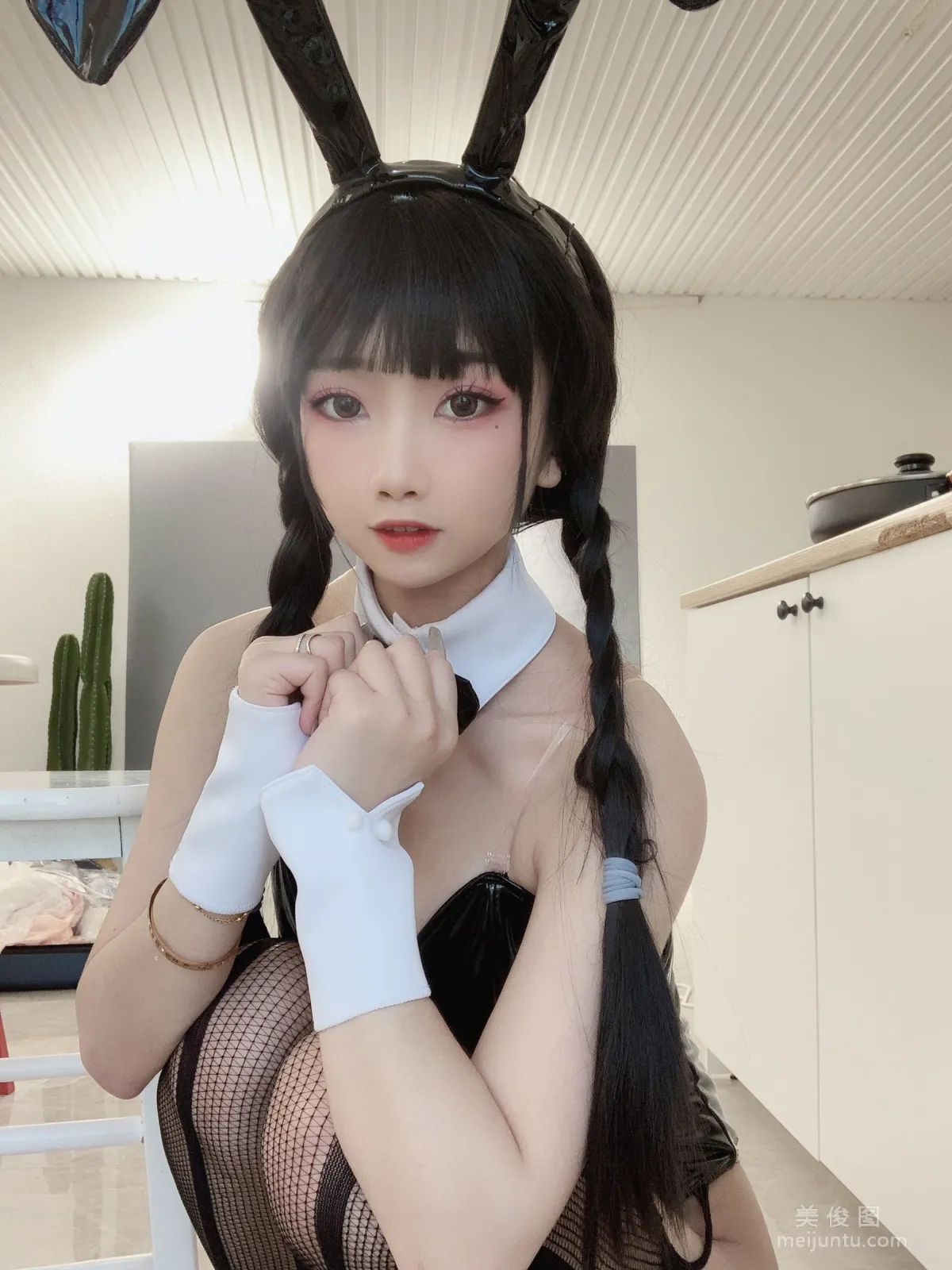 Gui Chuyao: Web Idols photo 39