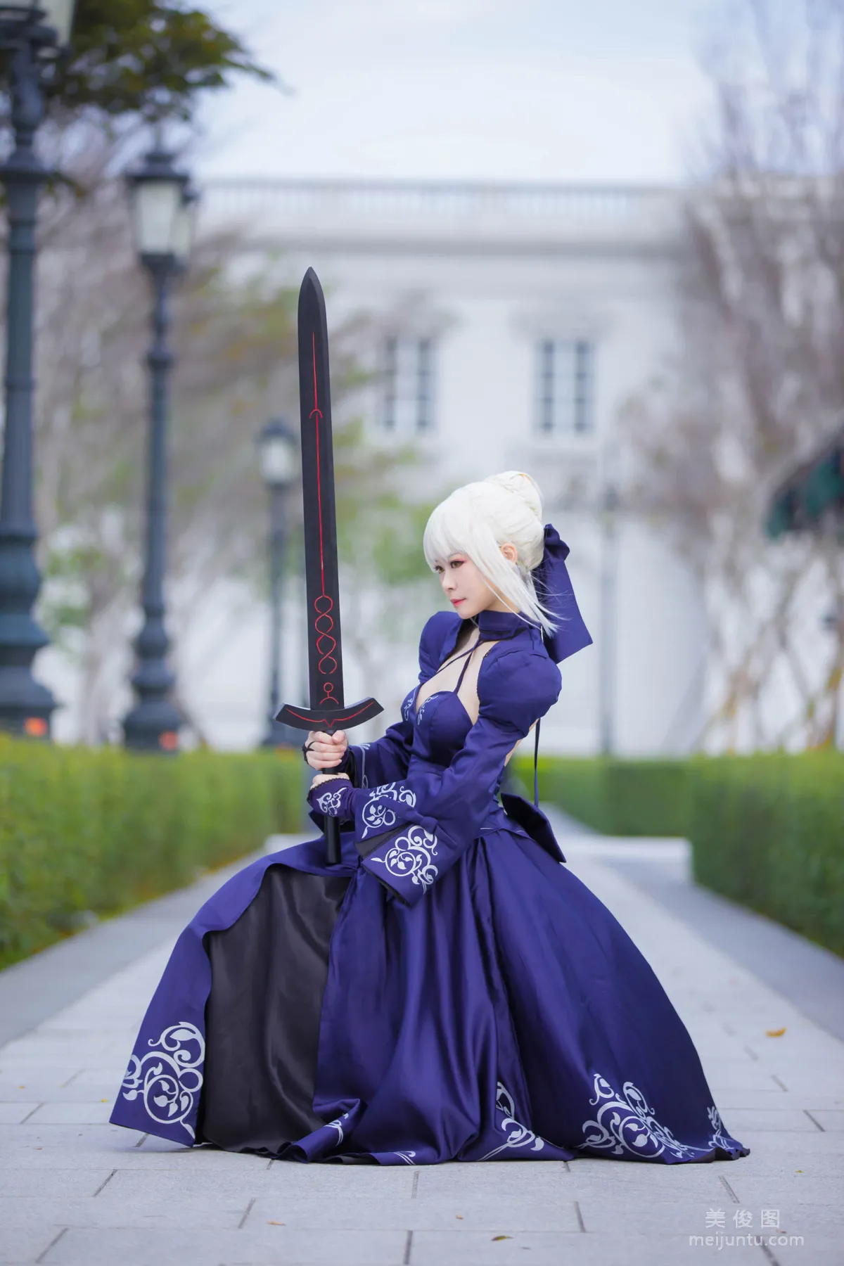 [Cosplay Photos] Coser Xuan-KaYa, Black Jeanne Black Ahoge photo 8