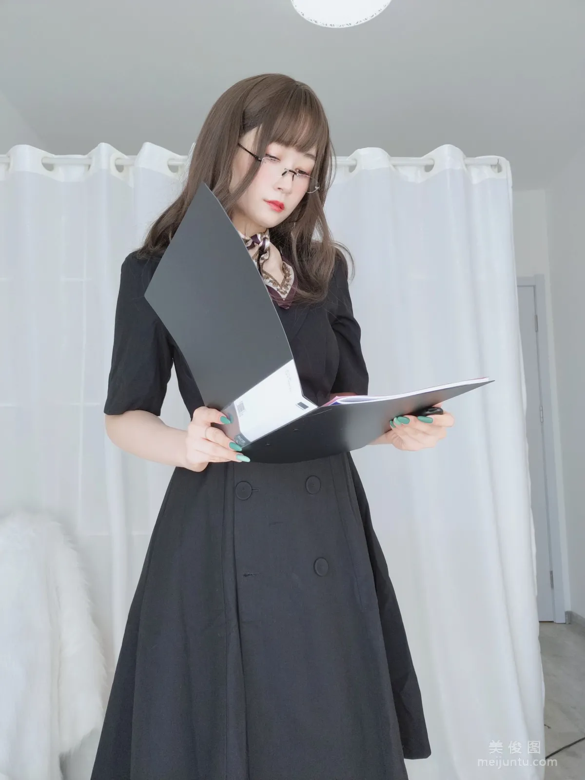 Baiyin 81: Web Idols photo 2