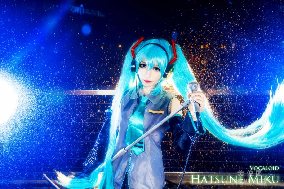 [Cosplay寫真] 白易子教主 - VOCALOID 8