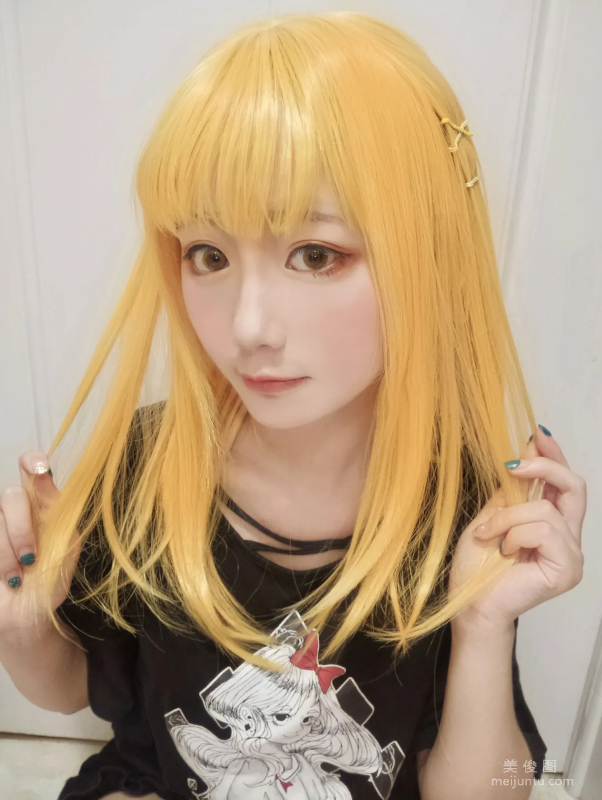 [Cosplay] Anime Blogger Xianyin sic, Blonde Girl photo 2