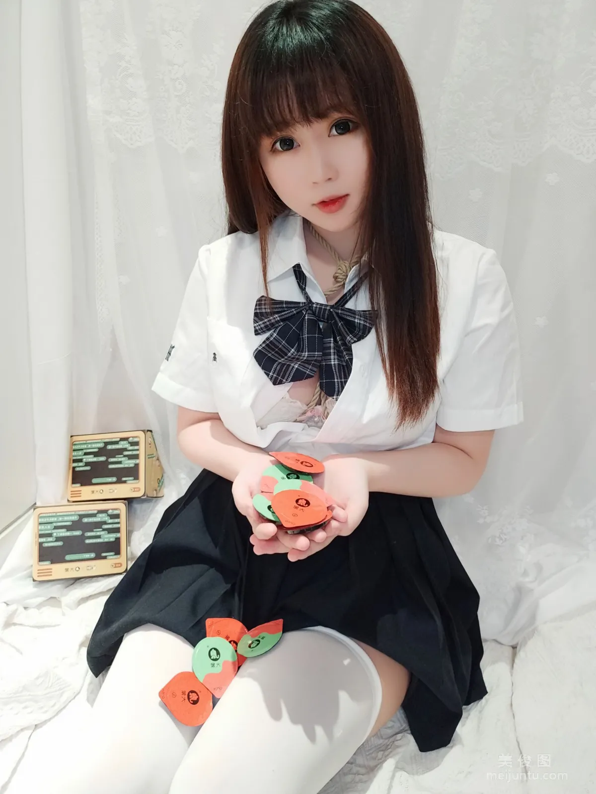 Shiyi Jiangya: Web Idols photo 6