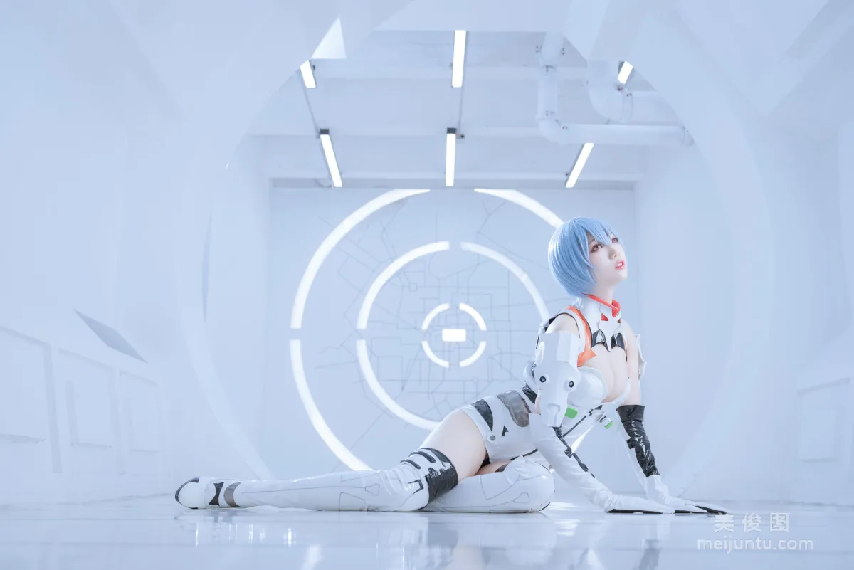 [Cosplay] Zhouji Shike Aitu Tu - Ayanami Rei White Battle photo 8