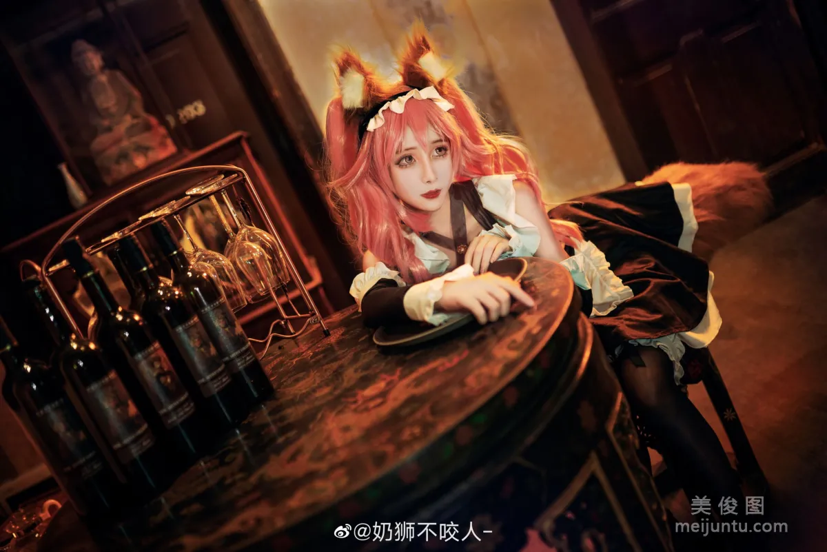 Nai Shi: Web Idols photo 4